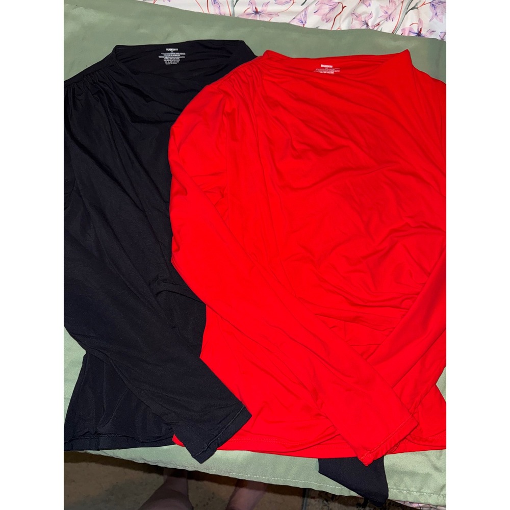 Maurices Womens Ruched Side Long Sleeve Top Bundle Red Black Size XS Set‎ of 2